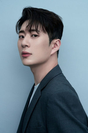 "도경완은 서브" 김진웅, 장윤정은 용서했지만...결국 '퇴사' 청원까지 나왔다