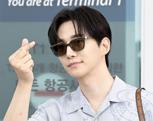 [포토] 이준호 '심쿵 하트'