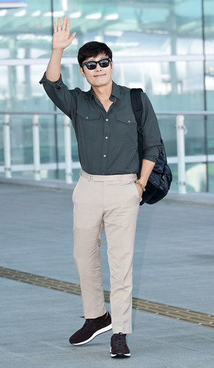 [포토] 이병헌 '영화제 다녀올게요'