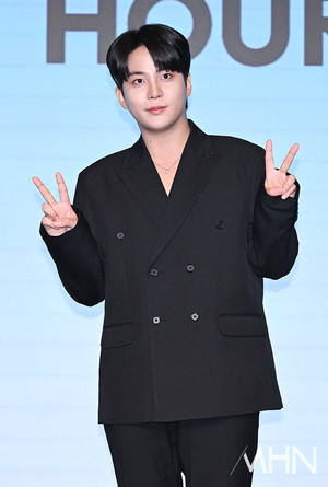 에이티즈 종호, 두산 시구자로 그라운드 입성... “오랫동안 꿈꿔왔다”