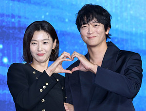 [포토] '북극성' 전지현♥강동원
