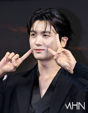 박형식, 회당 출연료 4억? 5억?...소속사 "사실과 다르다"[공식]