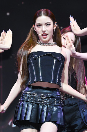 [포토] 이즈나 마이 '완벽한 무대 매너'