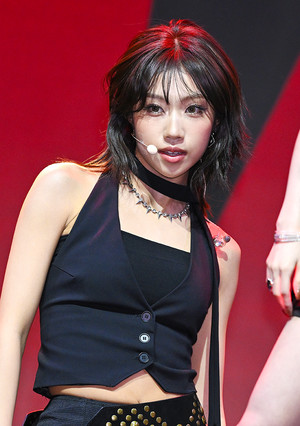 [포토] 이즈나 최정은 '시크 단발헤어가 찰떡'