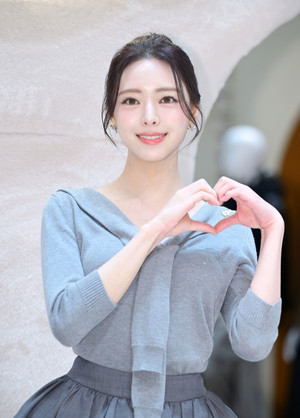 [포토] 있지 유나 '아침을 깨우는 모닝엔젤'
