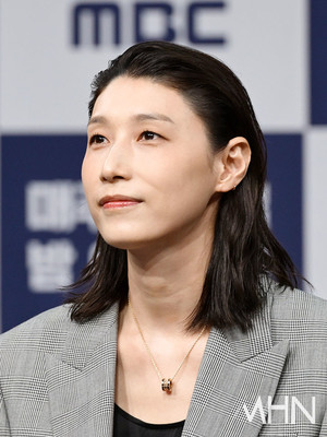 Volleyball Legends Kim Yeon-koung and Coach Kim Ho-cheol Face Off in "Rookie Coach Kim Yeon-koung"
