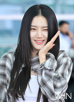 박주현, '복싱으로 다져진 몸매로 완성한 캐주얼 공항 패션' [MHN영상]