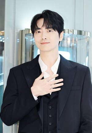 [포토] 이준혁 '얼굴이 다했네'