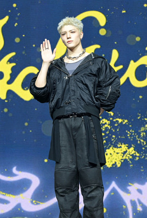 [포토] 앤팀 마키 '막내의 카리스마'