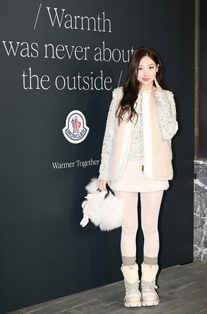 [포토] 트와이스 나연 '겨울 패션도 러블리'