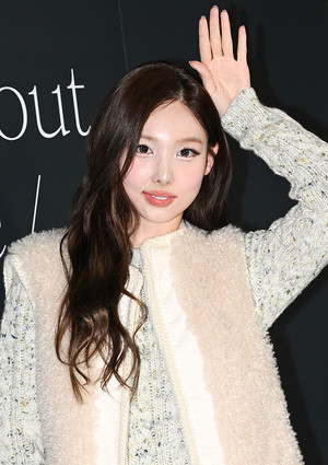 [포토] 트와이스 나연 '예쁜 토끼나연'