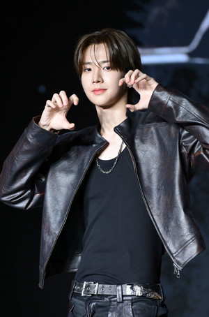 [포토] 82메이저 남성모 '남중남의 어흥'