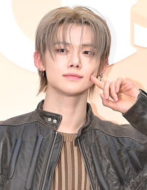 [포토] 투모로우바이투게더 연준 '자체발광 비주얼'