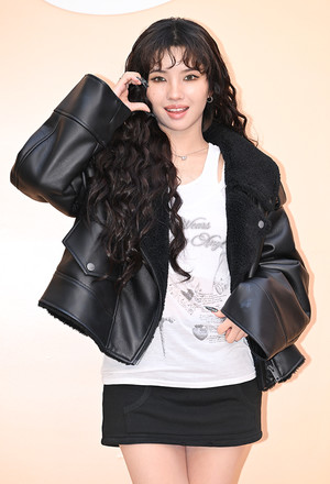 [포토] 아이들 소연 '매력 하트'