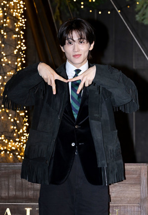 [포토] NCT 마크 '시그니처 맠프 포즈'