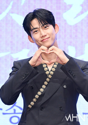 2PM 옥택연, ♥비연예인 연인과 '깜짝' 결혼 발표...소속사 "결혼식은 내년 봄"[공식]