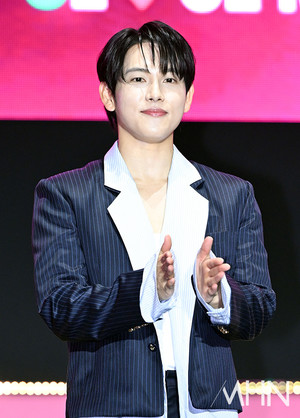 임시완, 박보검-로제와 '한솥밥' 먹는다...더블랙레이블과 전속계약 체결[공식]