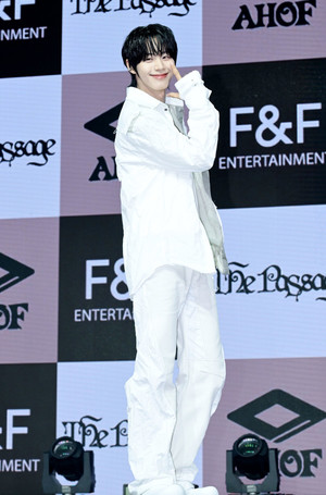 [포토] 아홉 서정우 '봄날의 햇살 미소'