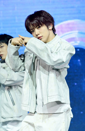 [포토] 아홉 차웅기 '피노키오 코'