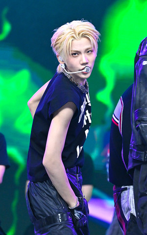 [포토] 클로즈 유어 아이즈 켄신 '섹시하게'