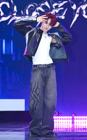 [포토] 클로즈 유어 아이즈 전민욱 '느낌있게'