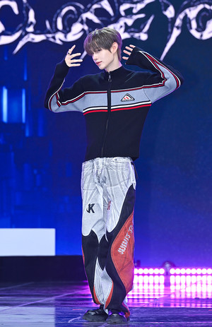 [포토] 클로즈 유어 아이즈 김성민 '포인트 안무'