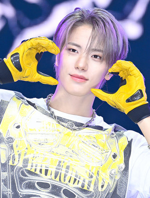 [포토] 클로즈 유어 아이즈 송승호 '귀여운게 최고야'