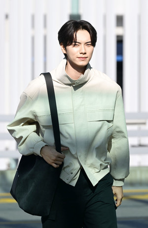 이채민, 해외팬들 만나러 가는 폭군 '훈훈한 비주얼, 압도적 피지컬'[MHN영상]