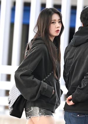 [포토] 베이비몬스터 로라 '멍뭉미 가득'