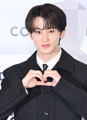 [포토] NCT 마크 '핸썸 하트'