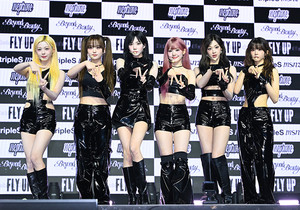 [포토] 트리플에스 미소녀즈 '시크 넵튠'