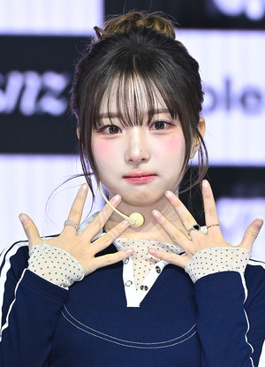 [포토] 트리플에스 미소녀즈 정하연 '인형인줄'