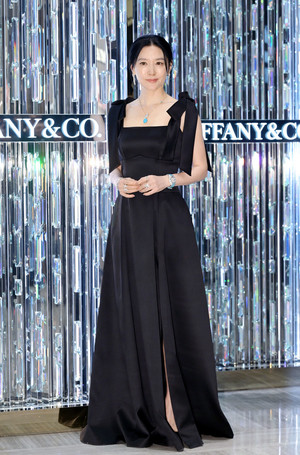 [포토] 이영애 '보석보다 빛나는 자태'