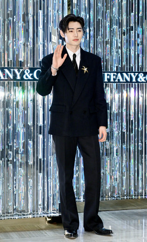 [포토] 엔하이픈 성훈 '피지컬까지 훈훈해'