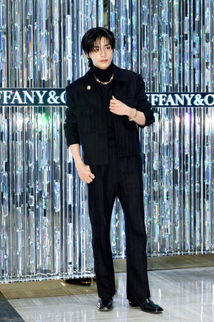 [포토] 엔하이픈 제이크 '빛나는 자태'