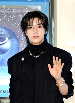 [포토] 엔하이픈 제이크 '반짝반짝'