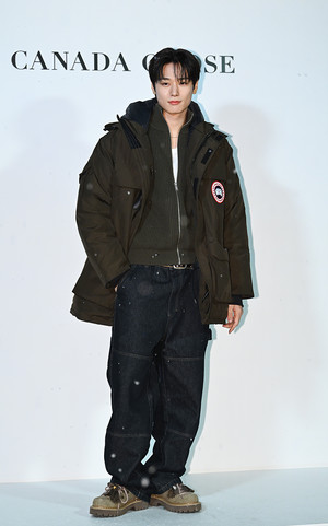 [포토] 더보이즈 주연 '패딩룩에도 돋보이는 비주얼'