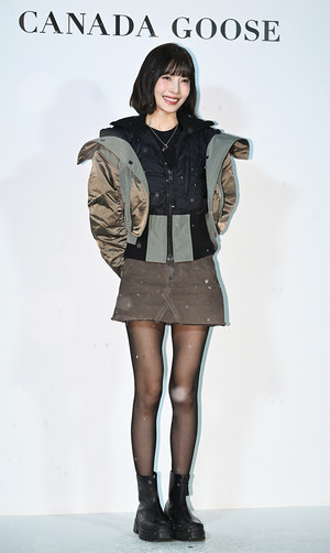 [포토] 레드벨벳 조이 '뼈말라된 몸에 깜짝 놀라'