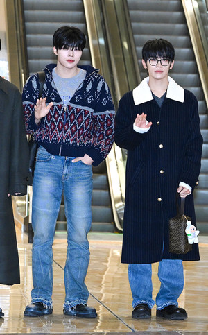 [포토] 제로베이스원 박건욱-김태래 '학교에 없을 훈남 선배미'