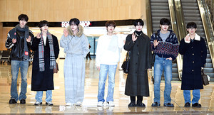 [포토] 제로베이스원 '뮤직뱅크 페스티벌 떠나요'