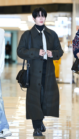 [포토] 제로베이스원 성한빈 '워너비 남친룩'