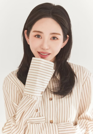 'AOA 탈퇴' 권민아, 선 넘은 폭언에..."제정신 아니었던 적도, 요즘은 너무 행복해"