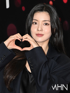 '이광수♥' 이선빈 결혼 기세 잇나?…'신민아 부케' 시선 쏠려 [MHN이슈]