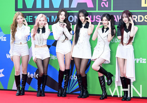 아이브, 'MMA 2025'서 3관왕..."다이브와 함께 아름다운 앞날을"