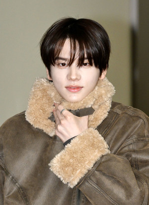 [포토] 투어스 신유 '따뜻해'