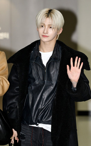 [포토] 투어스 지훈 '점점 더 잘생겨져'