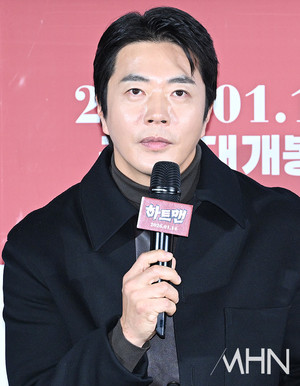 Kwon Sang-woo Opens Up About Grieving His Father and Family Life on 'You Quiz on the Block'