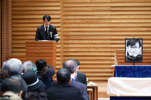 [포토] 정우성 '눈물의 추도사'