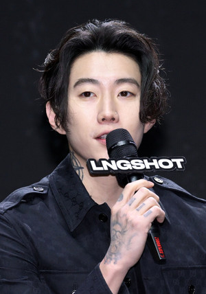 [포토] 박재범 '롱샷의 아버지'