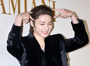 [포토] 스키즈 아이엔 '청담동에 등장한 양막여우'